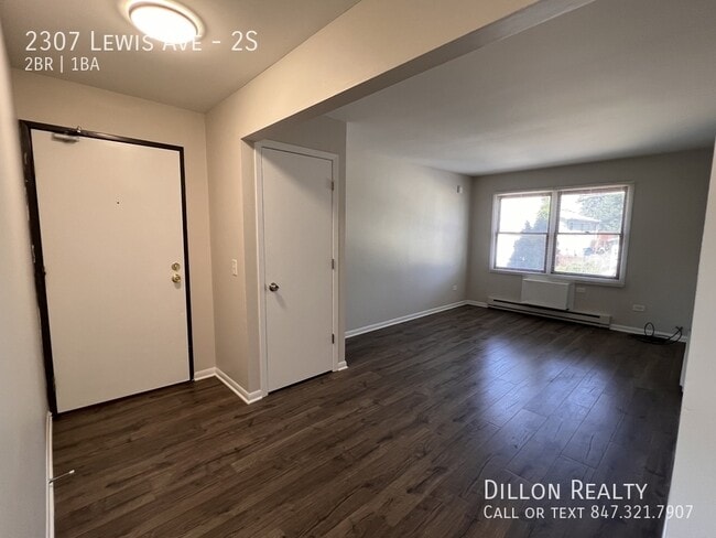 2307 Lewis Ave in North Chicago, IL - Building Photo - Building Photo