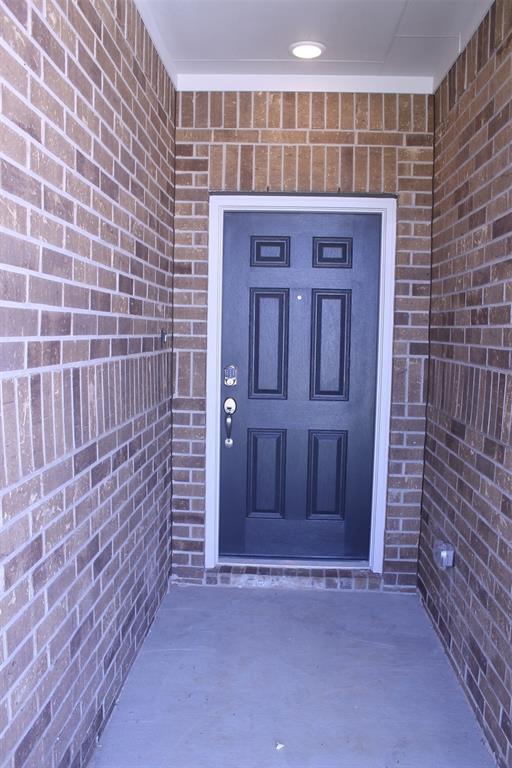 9633 Caney Trails Rd in Cut And Shoot, TX - Building Photo - Building Photo
