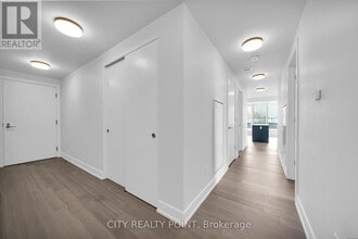 664 Spadina Ave. in Toronto, ON - Building Photo - Building Photo