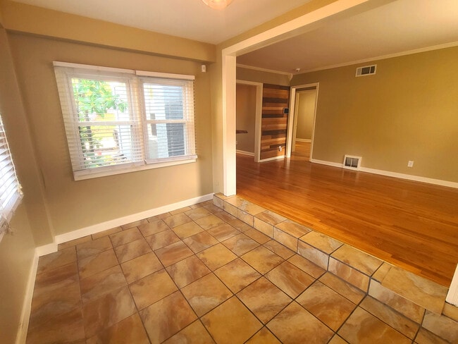 8217 Belleview Ave in Kansas City, MO - Building Photo - Building Photo