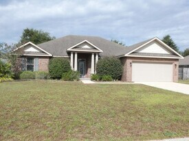 5355 Dalton Cir in Milton, FL - Building Photo