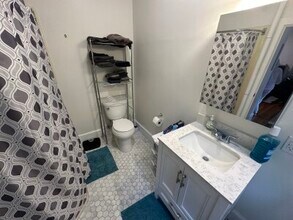 35 Concord Ave, Unit 3 in Cambridge, MA - Building Photo - Building Photo