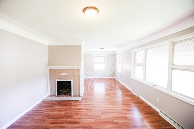 735 Russell St in Toledo, OH - Building Photo - Building Photo