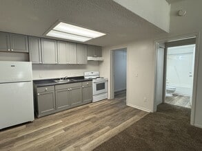 Wesley Pines in Columbus, GA - Building Photo - Building Photo