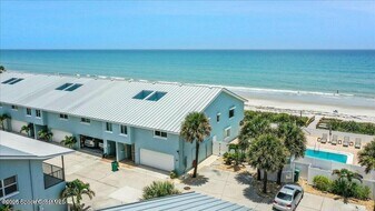 1923 Jimmy Buffett Mem Hwy in Indian Harbour Beach, FL - Building Photo