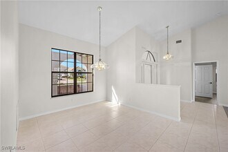 18031 Greenwood Dr in Naples, FL - Building Photo - Building Photo