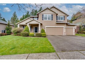 11381 SE Bethany Dr in Happy Valley, OR - Building Photo