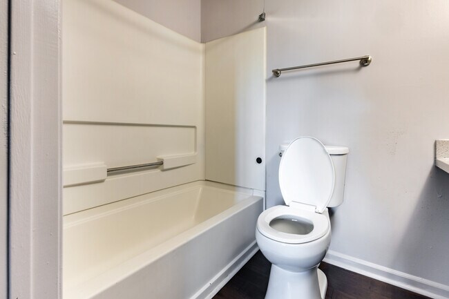 Brandywine in Virginia Beach, VA - Building Photo - Building Photo