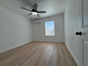 1207 2nd Ave N, Unit 1209 in Texas City, TX - Foto de edificio - Building Photo