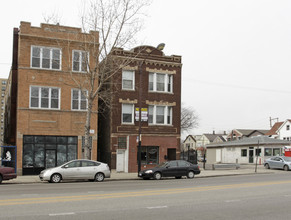 2068 N Western in Chicago, IL - Foto de edificio - Building Photo