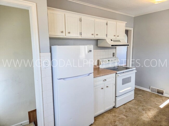 1604 44th St in Des Moines, IA - Building Photo - Building Photo