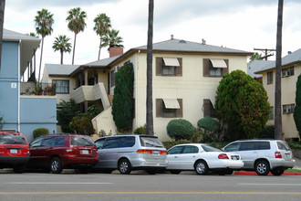 1206 N Brand Blvd in Glendale, CA - Building Photo - Building Photo