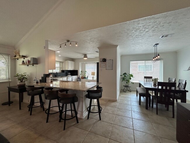 21414 Golden Dove Dr in Spring, TX - Foto de edificio - Building Photo