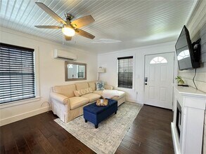 222 NE 1st Ave in Crystal River, FL - Building Photo - Building Photo