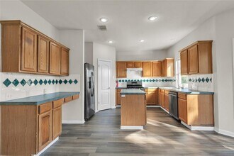 3733 Eagles Nest St in Round Rock, TX - Building Photo - Building Photo