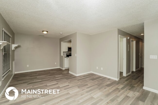 14206 Village Terrace Dr in Tampa, FL - Building Photo - Building Photo