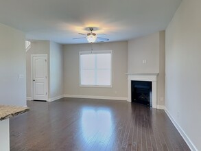 43 Rowland Dr in Fuquay Varina, NC - Building Photo - Building Photo