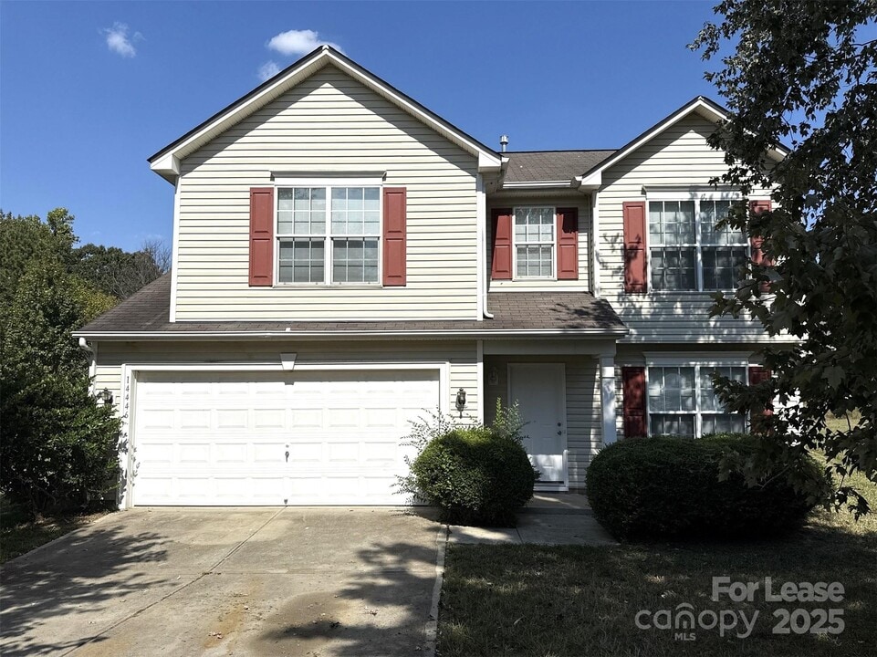 14446 O'Casey Ln in Charlotte, NC - Building Photo