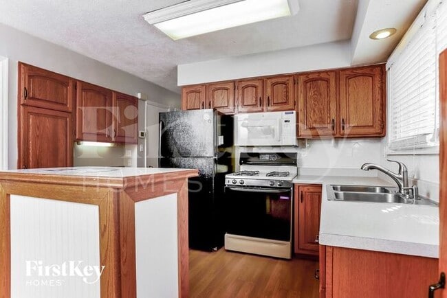 3903 Lexington Dr in St. Charles, MO - Building Photo - Building Photo