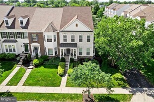 54 Williams Dr, Unit Residences at Omni-2810 in Fountainville, PA - Building Photo
