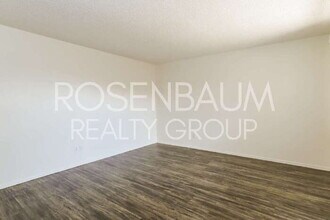 2625 N Alvernon Way in Tucson, AZ - Building Photo - Building Photo