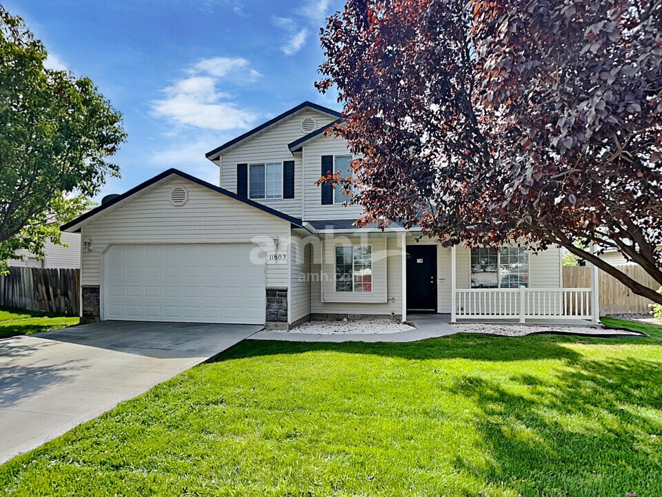 11603 Shelburne St in Caldwell, ID - Building Photo