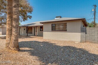 1308 W 6th St, Unit 817 in Tempe, AZ - Building Photo - Building Photo