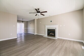 128 Pondfield Ct in Clayton, NC - Building Photo - Building Photo