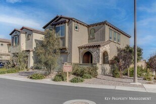 8874 Howell St in Las Vegas, NV - Building Photo