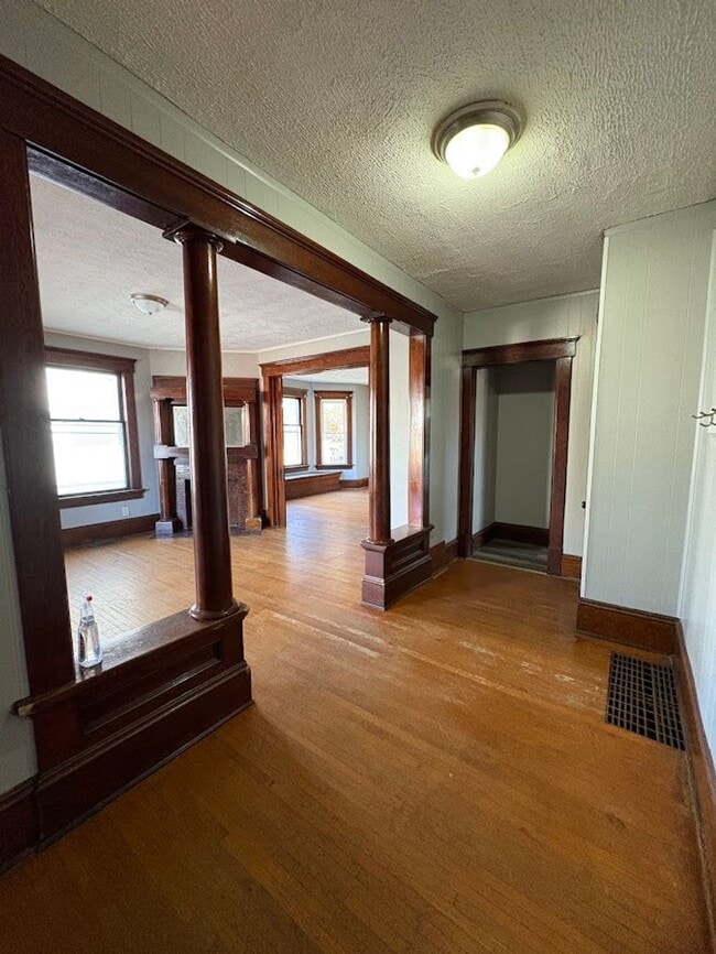 1016 Auburn Pl NW in Canton, OH - Building Photo - Building Photo