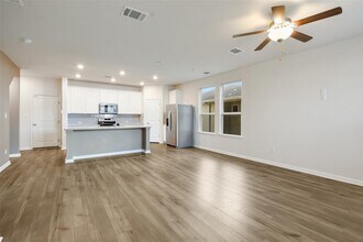 304 Delaware Mountains Ter in Dripping Springs, TX - Building Photo - Building Photo