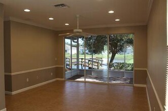 2108 Timberlake Cir in Vero Beach, FL - Building Photo - Building Photo