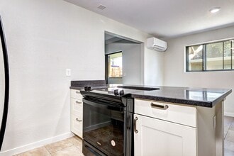 600 Manhattan Dr in Boulder, CO - Building Photo - Building Photo