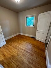 915 College St N in Fargo, ND - Building Photo - Building Photo