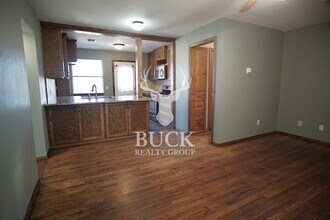 9312 Mahler Pl in The Village, OK - Building Photo - Building Photo