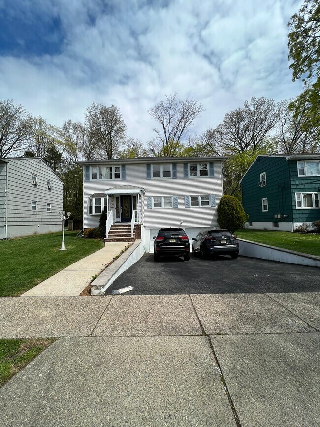 26 Frances St Rentals in Clifton, NJ