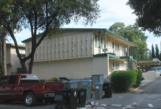 119 Roundtable Dr in San Jose, CA - Foto de edificio - Building Photo