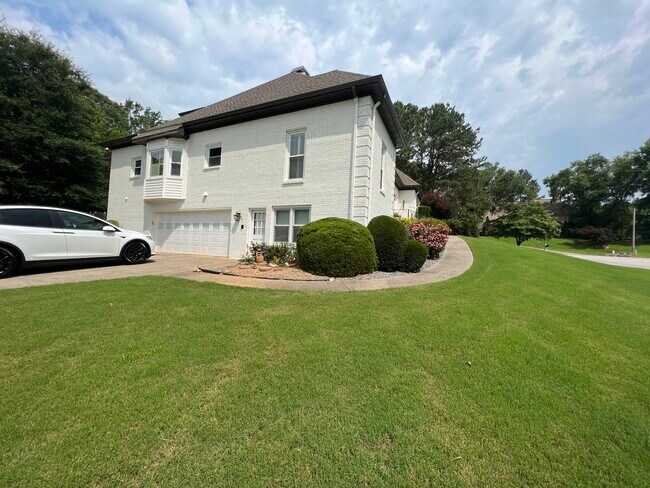 property at 3487 Sheridan Chase SE