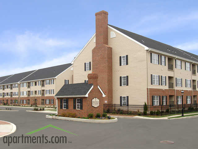 Deemer's Landing Apartment Homes in New Castle, DE - Foto de edificio