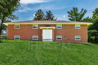 280 Powell Cir in Columbus, OH - Building Photo - Building Photo