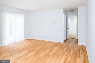 707 Nottingham Rd in Baltimore, MD - Building Photo - Building Photo