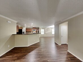 9054 Canter Horse in San Antonio, TX - Building Photo - Building Photo