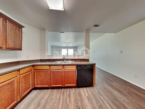 2016 Bentwood Dr in Glenn Heights, TX - Building Photo - Building Photo