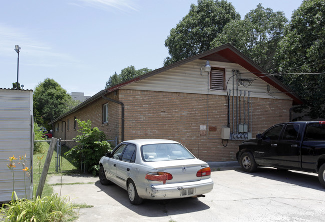 1116 S St Louis Ave in Tulsa, OK - Foto de edificio - Building Photo