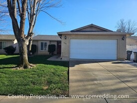 3507 Barkwood Dr in Anderson, CA - Building Photo