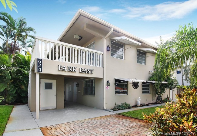 624 NE 10th Ave-Unit -4 in Fort Lauderdale, FL - Building Photo - Building Photo
