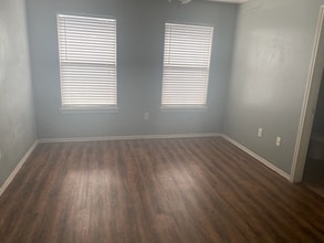 604 N Englewood Ave in Lubbock, TX - Building Photo - Building Photo