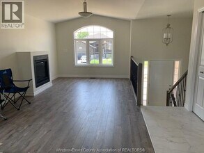 1070 Icewater Ave in Windsor, ON - Building Photo - Building Photo