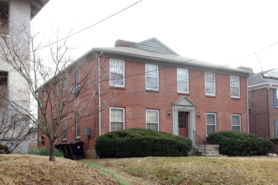 381 Galt Ave in Louisville, KY - Foto de edificio