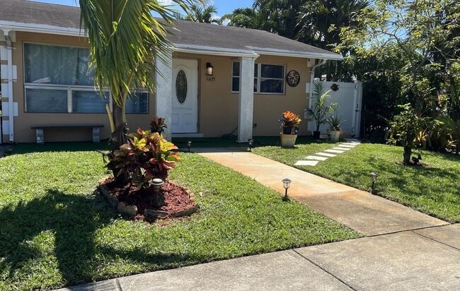 property at 4108 SW 21st St